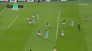 意媒：莱奥缺席米兰合练无缘出战萨索洛，弗法纳有望本轮复出