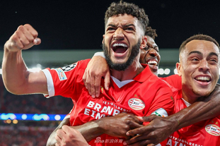 记者：拜仁考虑通过引进巴莱巴以顶替去向未明的格雷茨卡