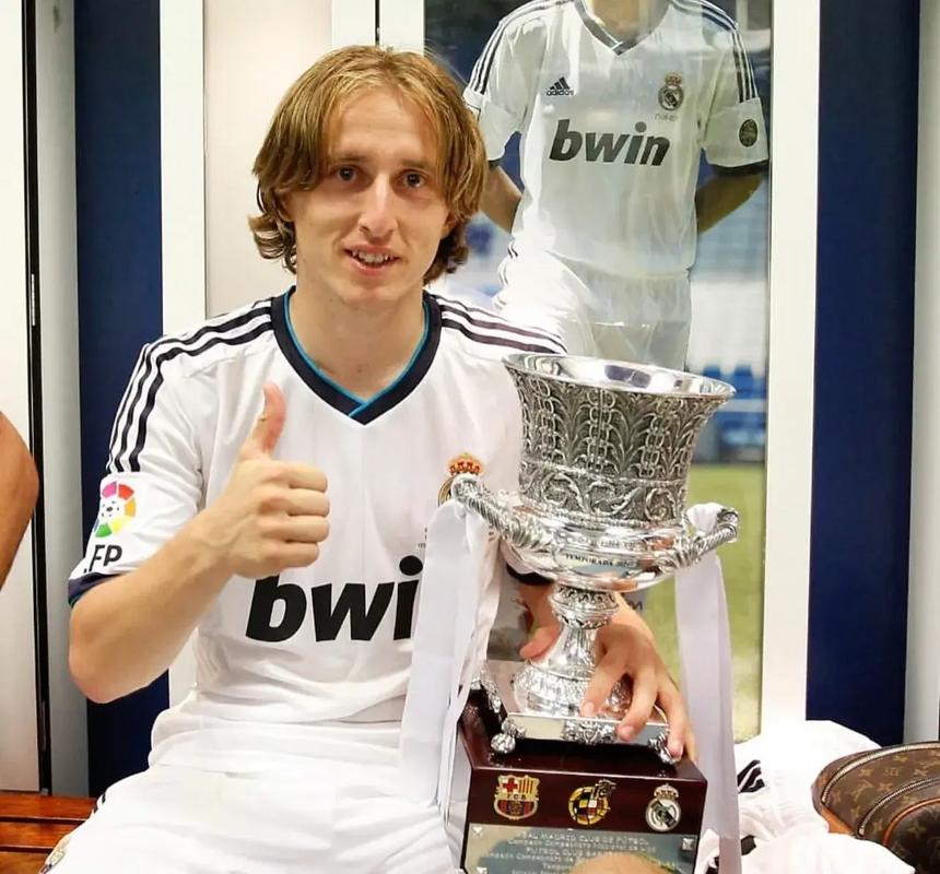 Shams：勇士计划在1月15日后讨论交易库明加的可能性