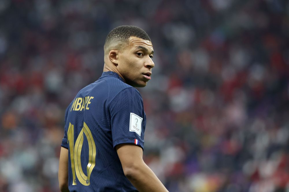 杰伦·布朗本赛季场均得分来到29，队史上仅次于塔图姆和伯德